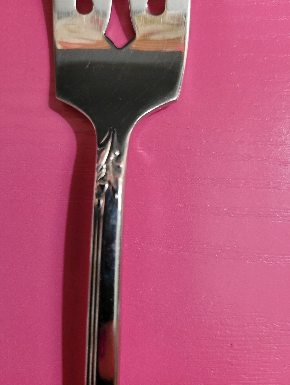 Oneida Golden Damask Rose Salad Fork Stainless Gold Accent (1391)